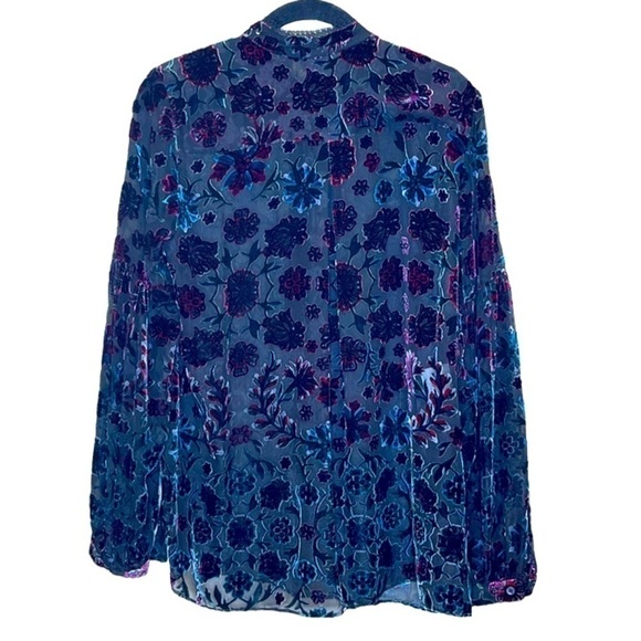 CARLISLE NY Floral Burnout Blouse - Picture 2 of 6